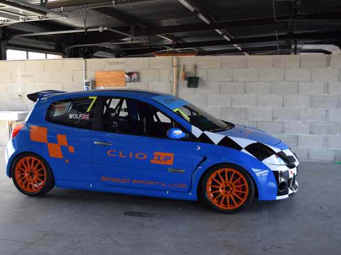 Clio 3 RS R27