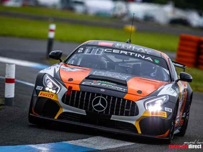 Mercedes AMG GT4