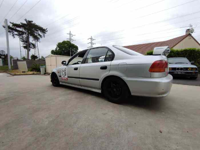 Honda Civic ferio ek3 swap B18C4 avec autobloquant 5