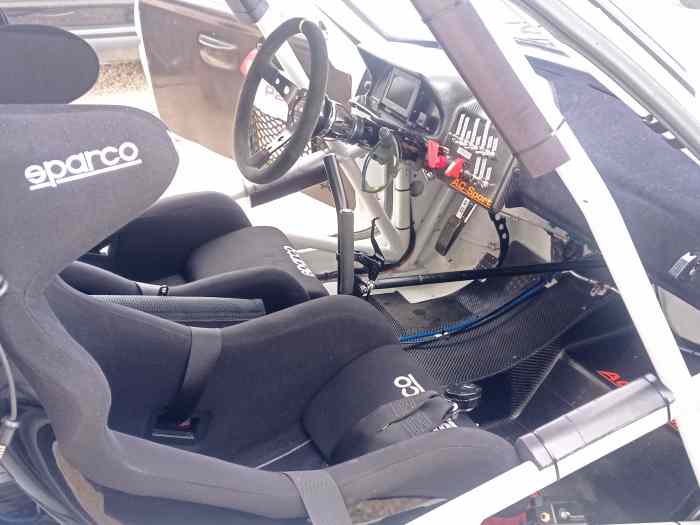 Peugeot 205 1