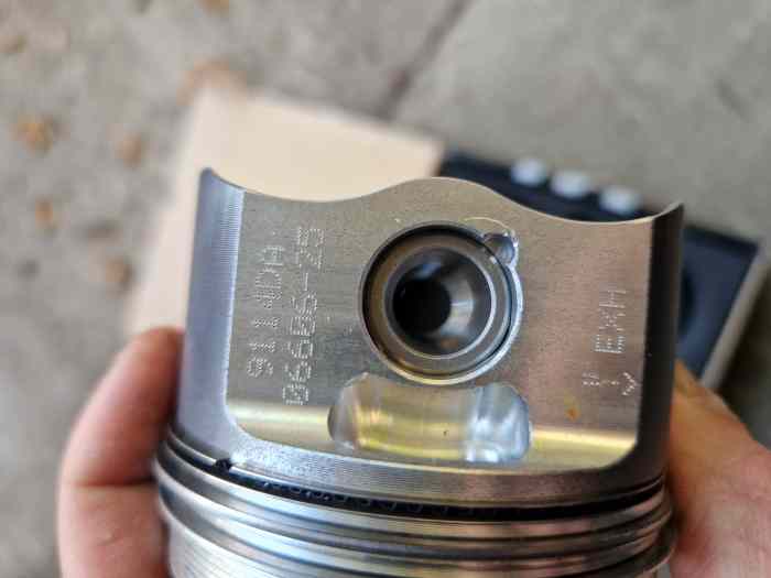 4 pistons forgés Tu 205 rallye 1