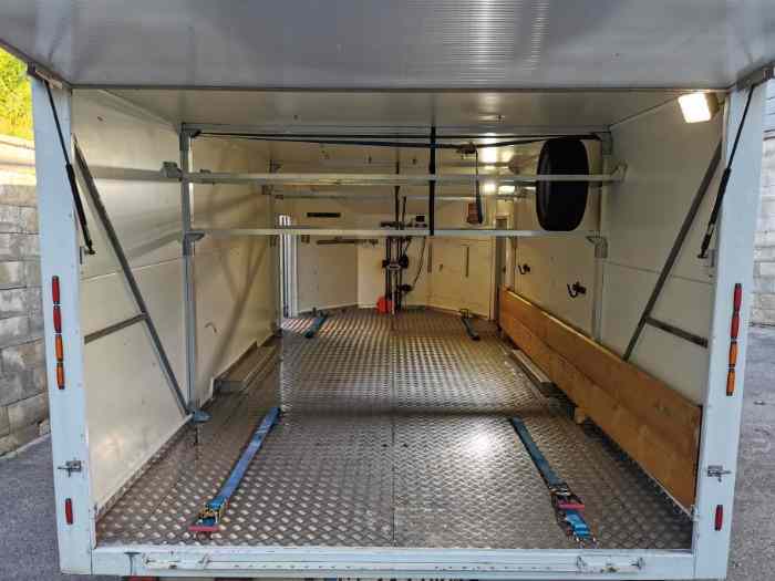 Remorque porte voiture fermée 2