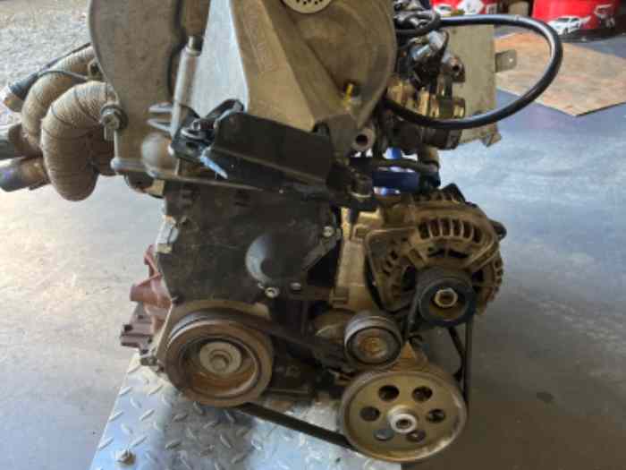 Moteur clio R3 max 4