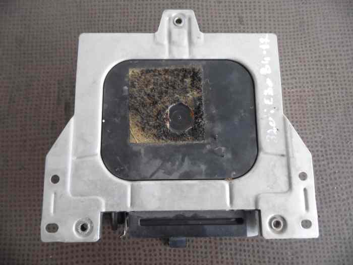 CALCULATEUR L-JETRONIC 0280001309 BMW 320i E30 4