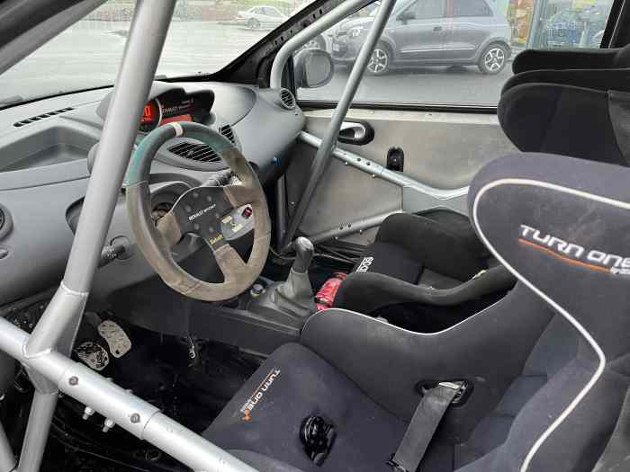 RENAULT TWINGO R1 2