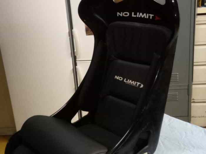 SIEGE BAQUET