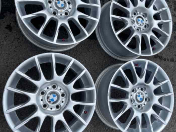 Lot de 13 jantes BMW 135I GT10 AV et AR 18 2