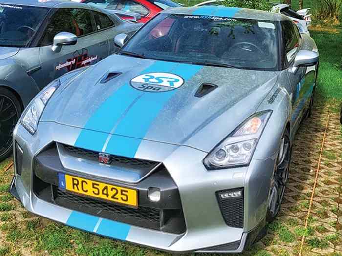 Nissan GTR 2