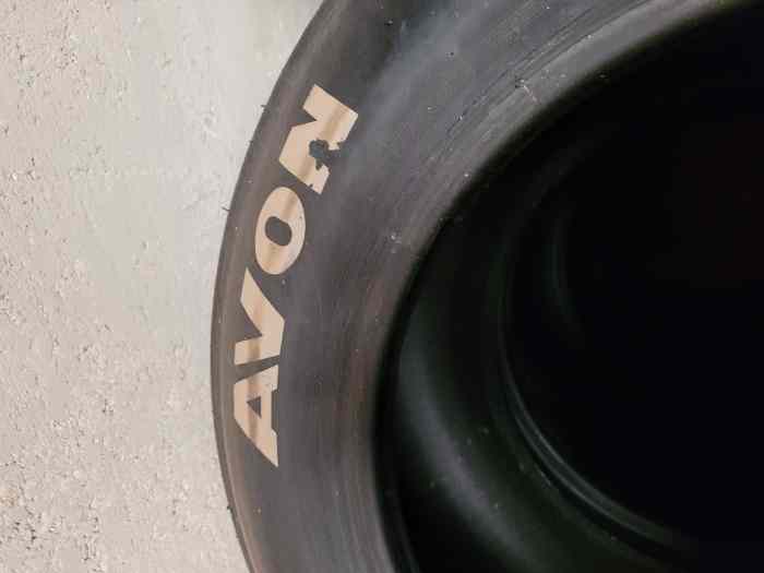PNEUS AVON A15 13 POUCES 1