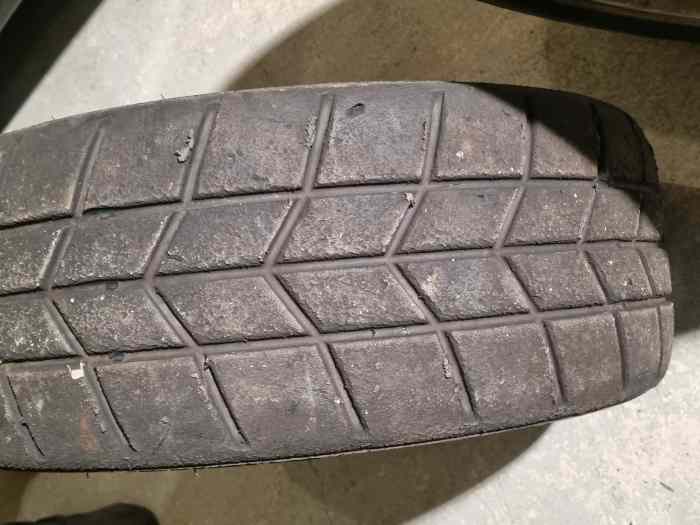 Pneus Hankook W51 Inter 15 Pouces 1