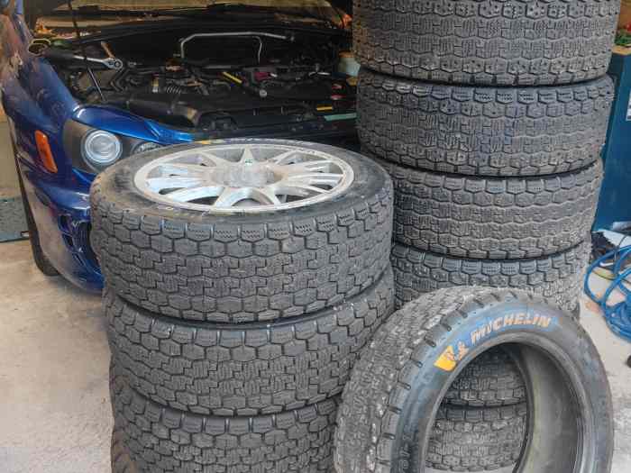 Pneu Michelin NA01 Neige Cloutés et Thermogomme 16/61-16 0