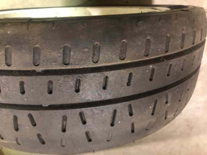 2 Pneus PIRELLI RKW7A 17p