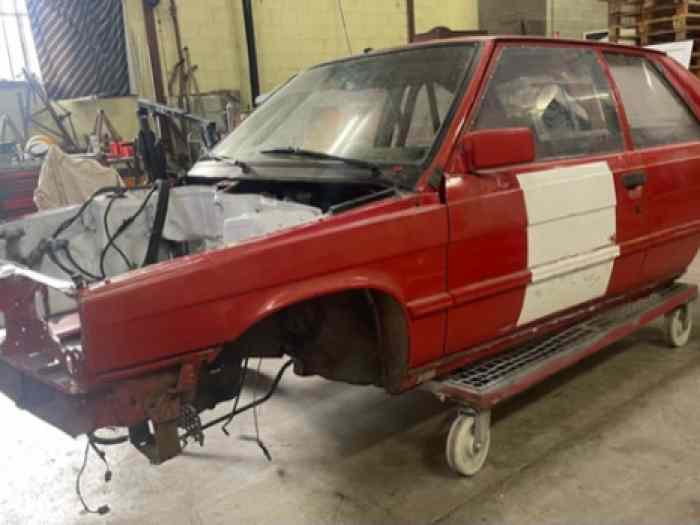 Caisse R11 Turbo F2000 bien lire l’annonce merci 0