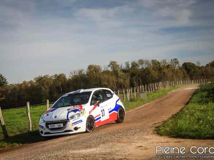 Peugeot 208 R2 TVA récupérable