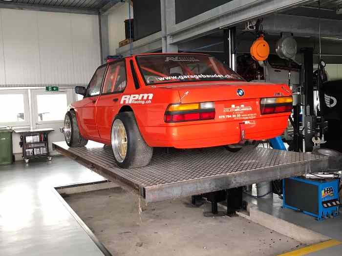 BMW M5 e28 circuit 3