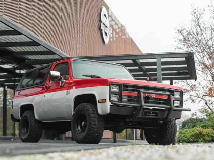 CHEVROLET K5 BLAZER SILVERADO 1987