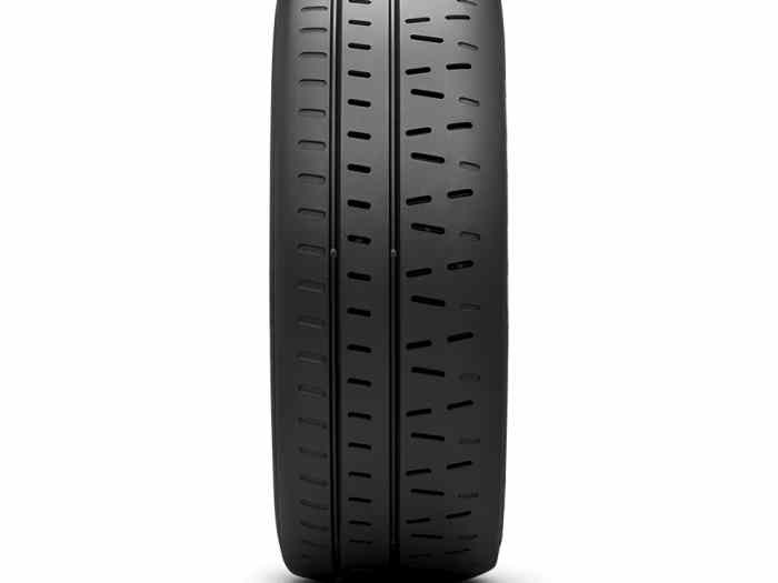 Recherche Pirelli en 17 pluie