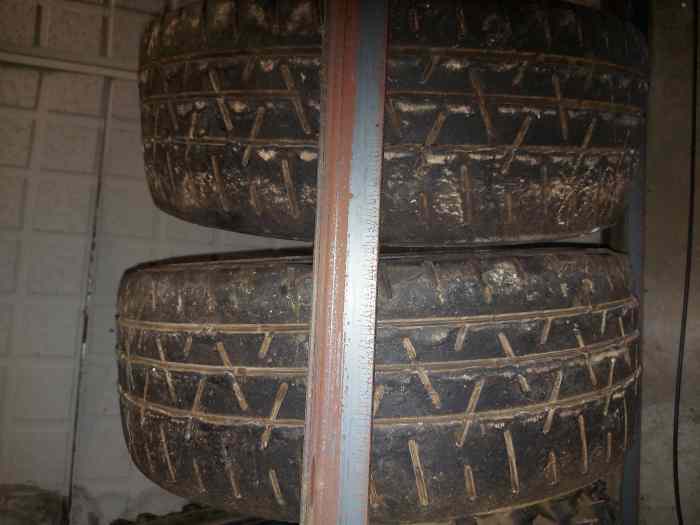 Pneus HANKOOK T32/52 en 15