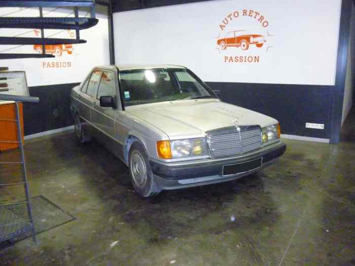 MERCEDES 190E 4