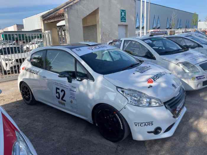 Peugeot 208 R2