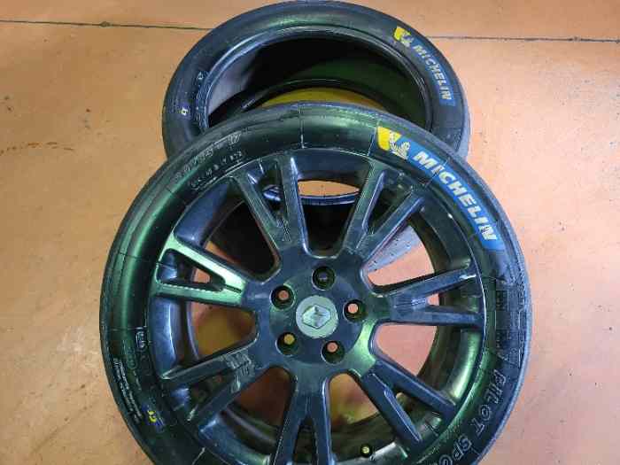 MICHELIN R21 EN 17 - pièces et voitures de course à vendre, de rallye ...