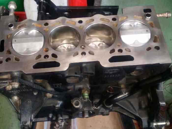 Moteur Peugeot F2000 1400 16s 1