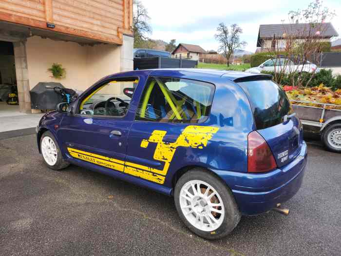 Renault Clio 2 RS 1 Groupe N 1