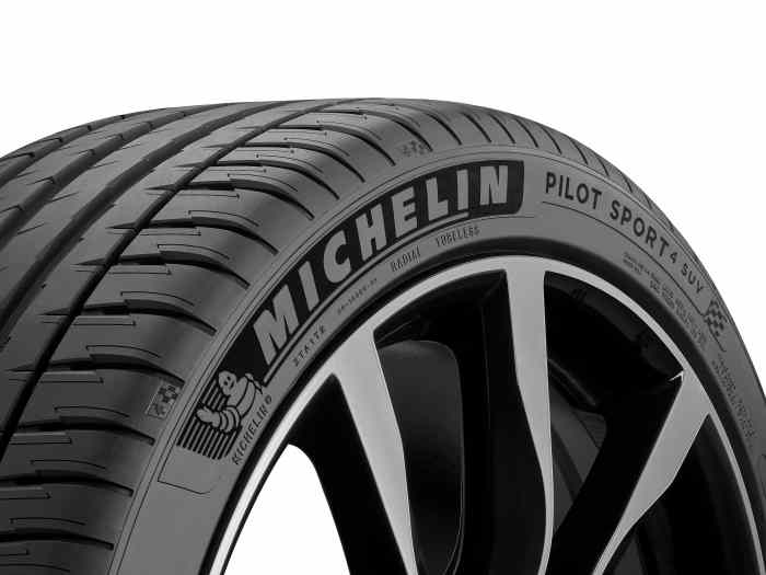 Michelin Pilot sport 4s 235/35/R20
