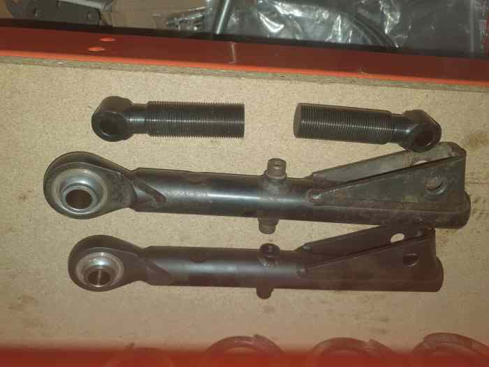 Pieces bras de suspension neuf 208 r2 ds3 r3 / max 0