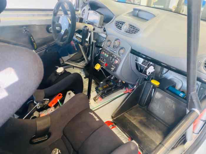 VRAI Clio R3 MAX SWINDON 250 - Full EVO NEUVE - CAISSE SONAS 2