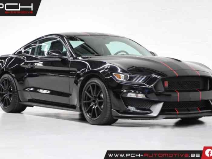 FORD Mustang Shelby GT 350 V8 5.2 533c...