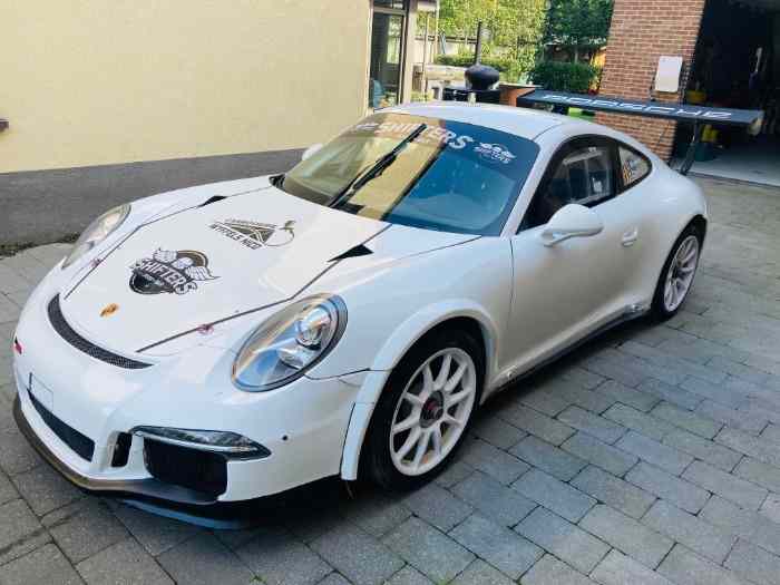 FOR SALE rally Porsche 991 GT3 located in Belgium 0