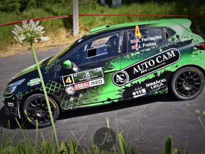 RENAULT CLIO R3T 4