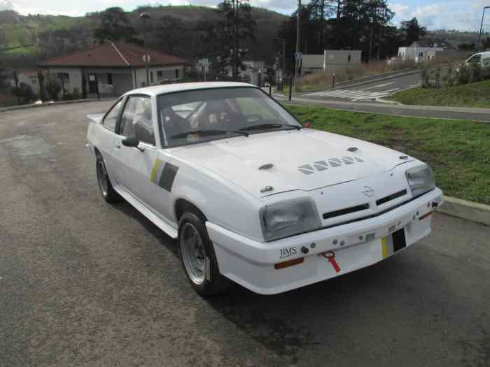 OPEL MANTA I200 VHC AVEC CAISSE MATTER MOTEUR CASSE 1
