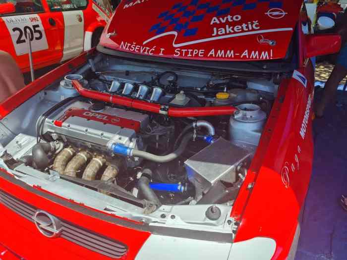 Opel Astra 2.0 16V Hillclimb 4