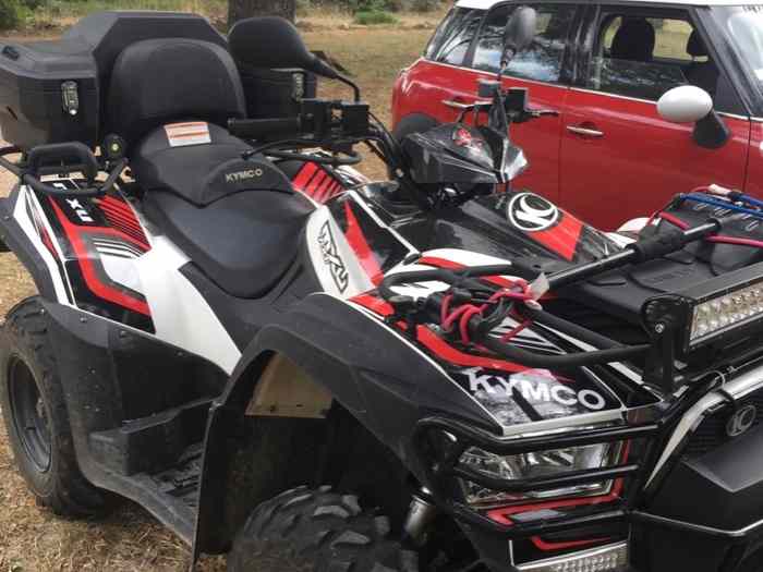 Quad kymco 700mxu 0