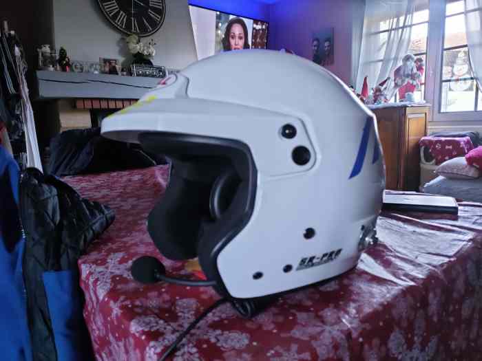 Casque jet avec radio bell 1