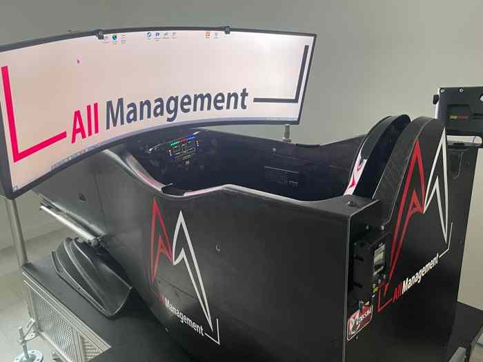 Simulateur Automobile Professionnel MOBSIM D-BOX Full Carbone Full Options 1