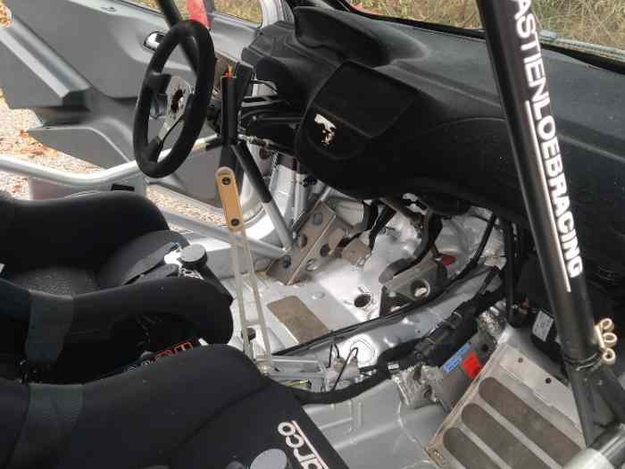 PEUGEOT 208 R2 1