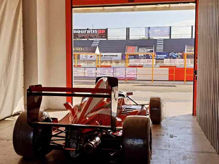 Formule Renault 2.0 evo 2008 impact cote droit – photo 4 sur 4