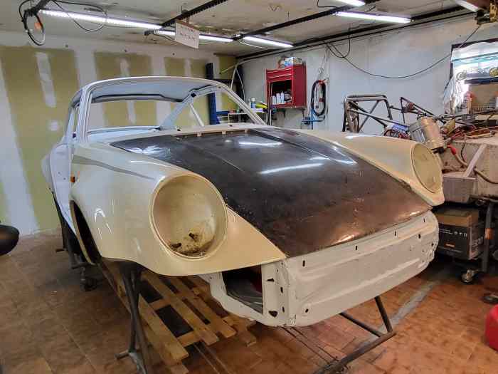 Caisse porsche 911 T de 1969 avec carte grise 2