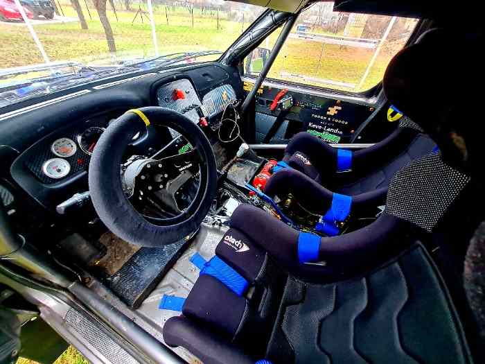 Nissan Navara D22 - Off-Road 3