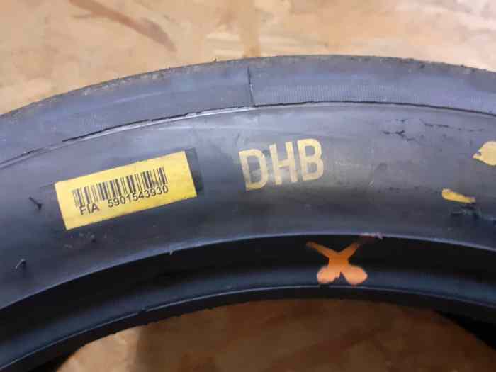 Pirelli DHB 245 645 18 2