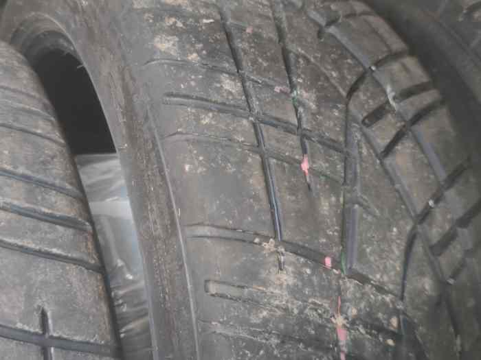 Pneus TOYO R1R 17 pouces 1
