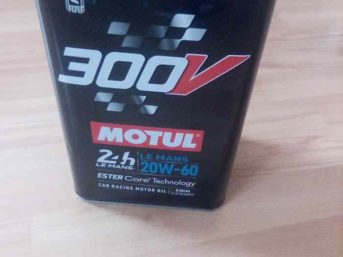 Huile MOTUL 300V 20w60