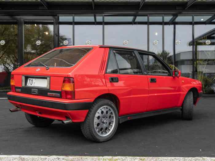 LANCIA DELTA HF INTEGRALE 8V 1988 3