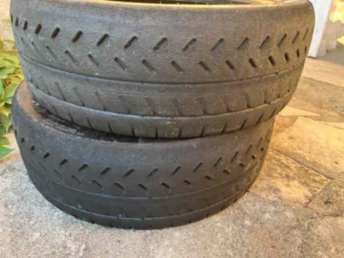 2 pneus Michelin 21 en 17