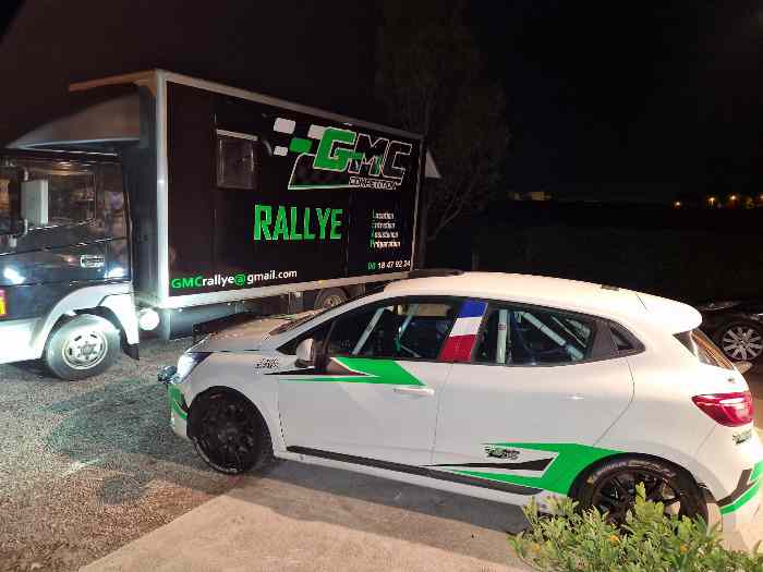 Louez Clio Rally5, 208 Rally4, Clio Rally3 ou C3 Rally2 chez GMC Competition 1