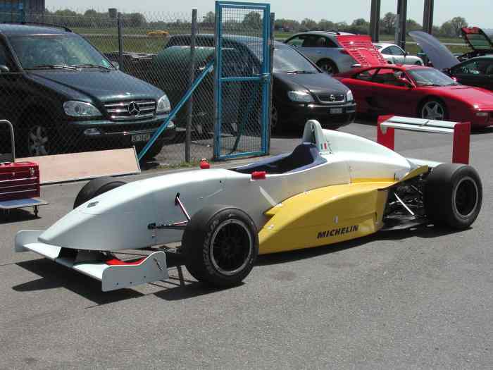 Carrosserie Formule Renault 2002