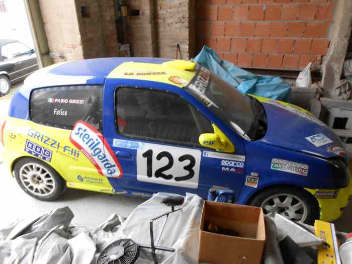 Parti in vtr renault clio 2 0